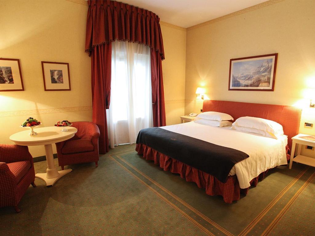 Grand Hotel Royal E Golf Courmayeur Extérieur photo