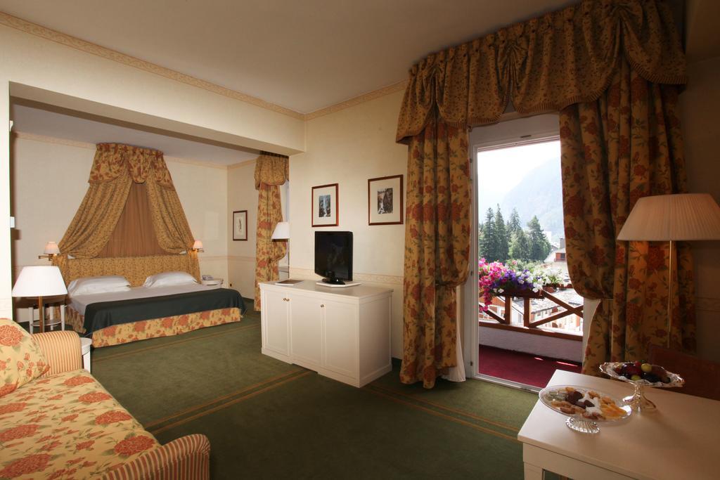Grand Hotel Royal E Golf Courmayeur Extérieur photo