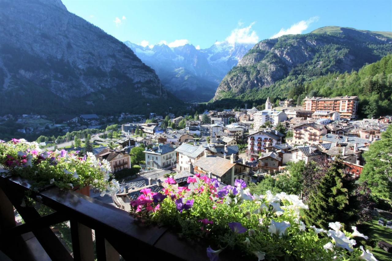 Grand Hotel Royal E Golf Courmayeur Extérieur photo